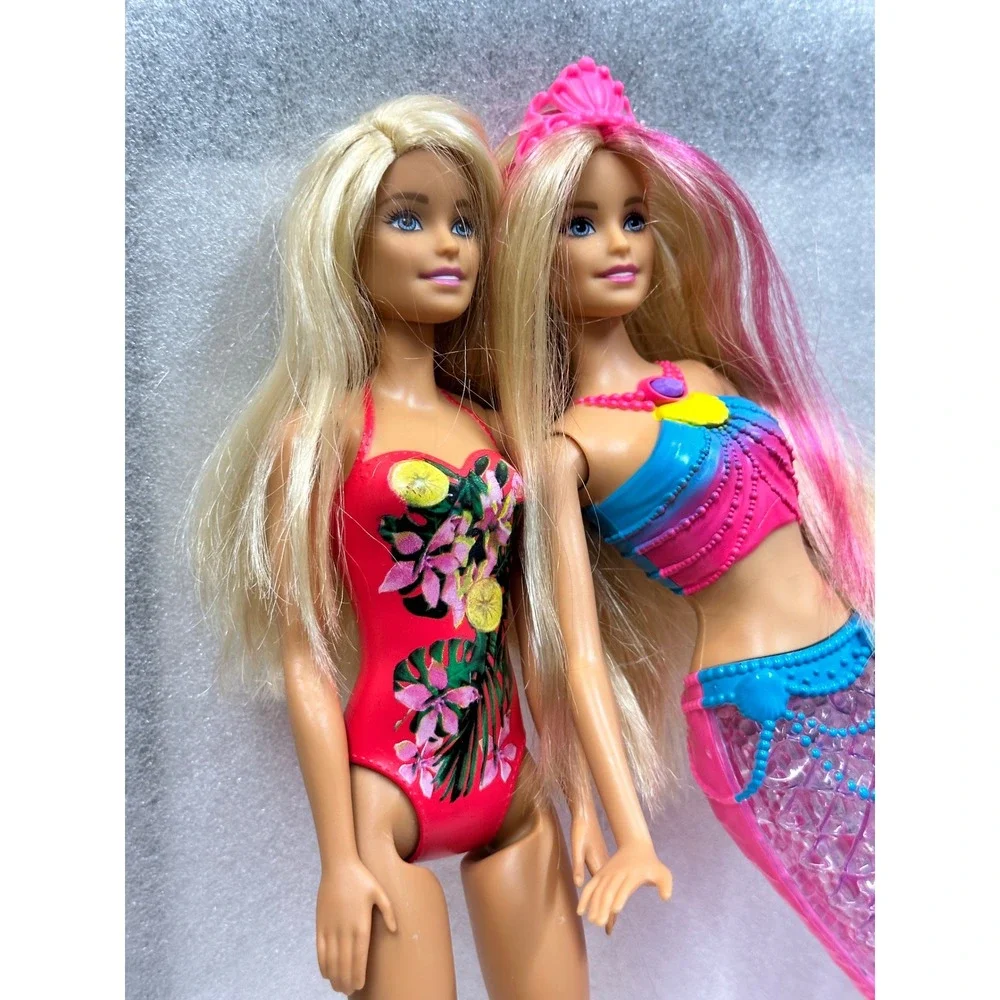 Barbie Mermaid Doll with Working Lights and Friend Swimsuit‎ Beach Play Set